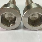 fastgørelsesmaskiner fabrikanter DIN 6912 titanium hexagon socket hoved bolt
